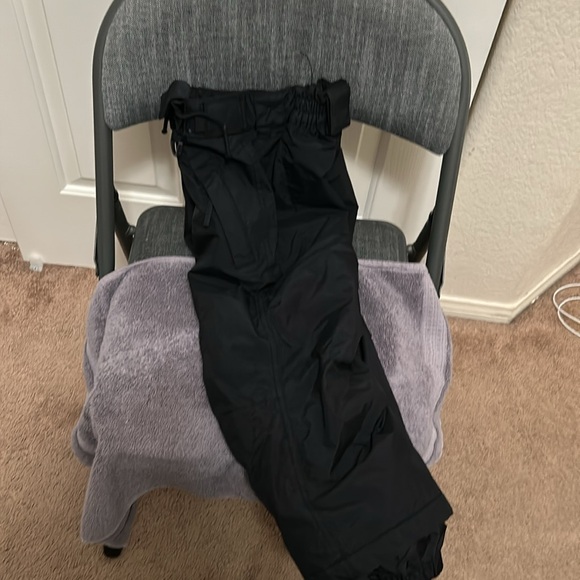 Snow pants - Picture 2 of 2